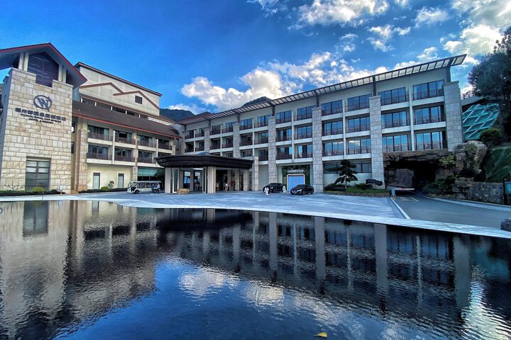 Exterior of Fuzhou Royal Hot Spring Hotel & Resort
