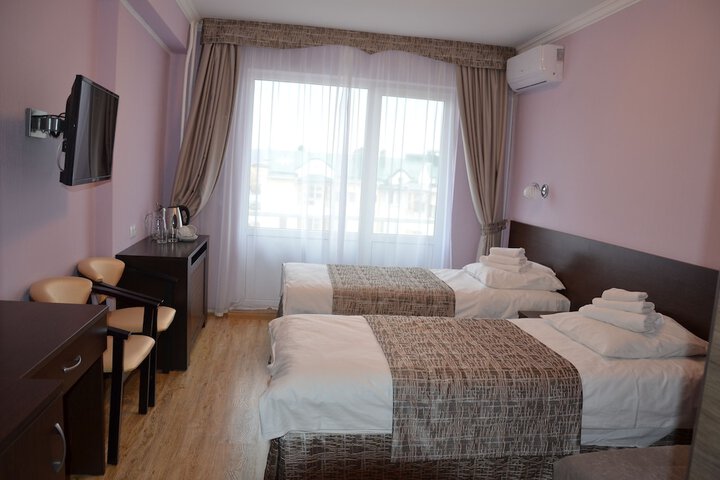 Room 9 of 63