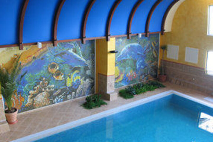 Pool 12 of 30