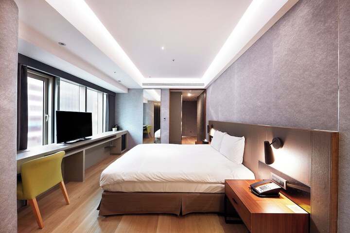 Room 34 of 72