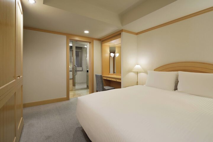 Room 15 of 63
