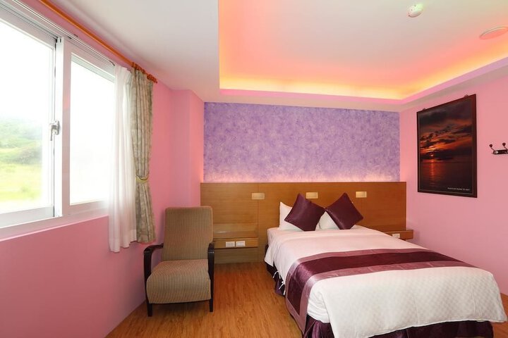 Room 9 of 67