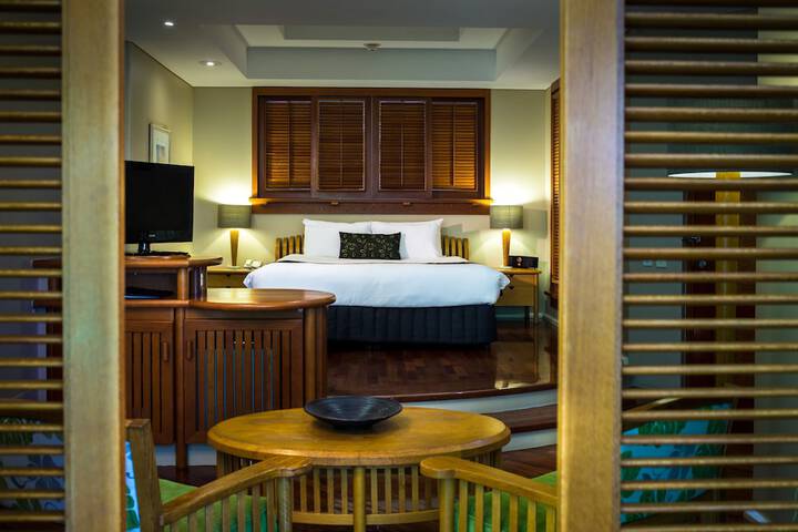 Room 6 of 31