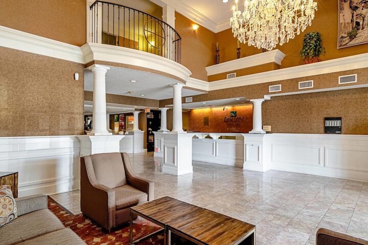 Guest Lobby