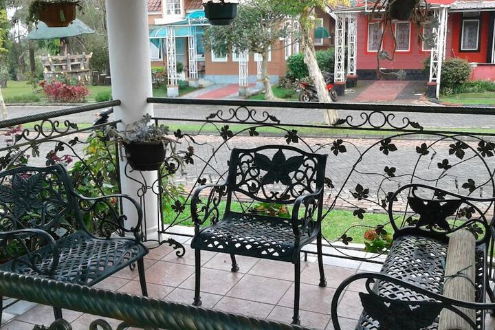 Terrace/Patio 11 of 25
