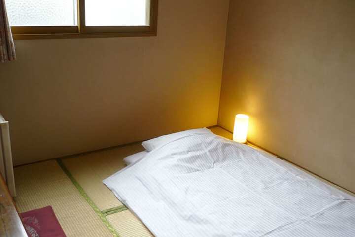Room 6 of 29