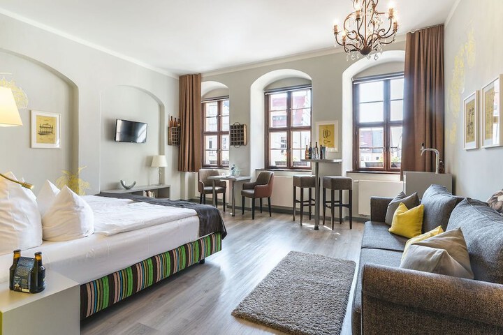 Room 20 of 84