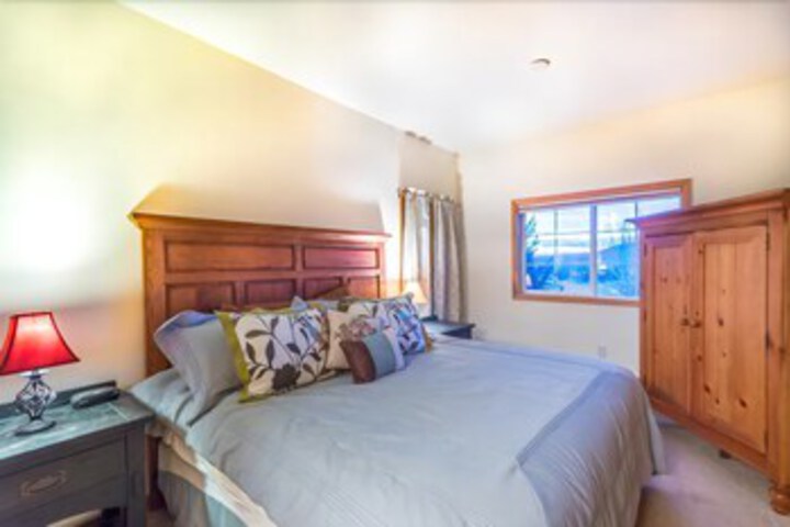 Room 7 of 44