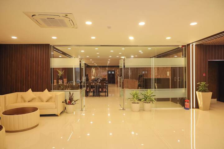 Hotel Interior 4 of 20