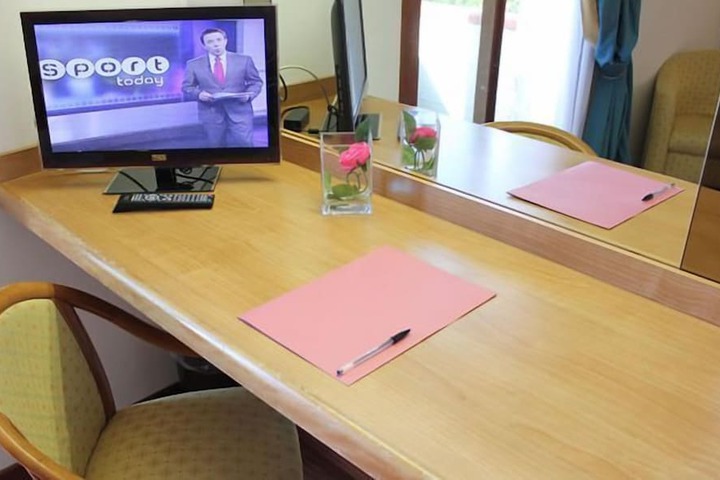 Room amenity