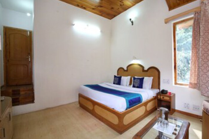 Room 15 of 24