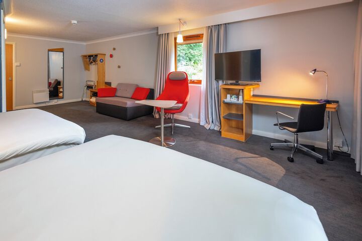 Room 19 of 46
