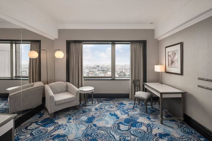 Room 27 of 110