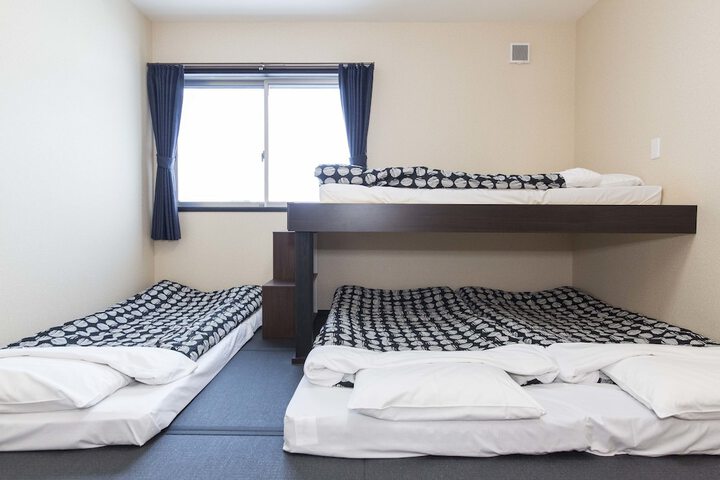 Room 26 of 81