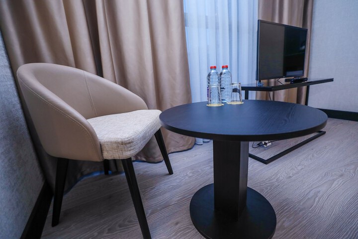 Room 7 of 36