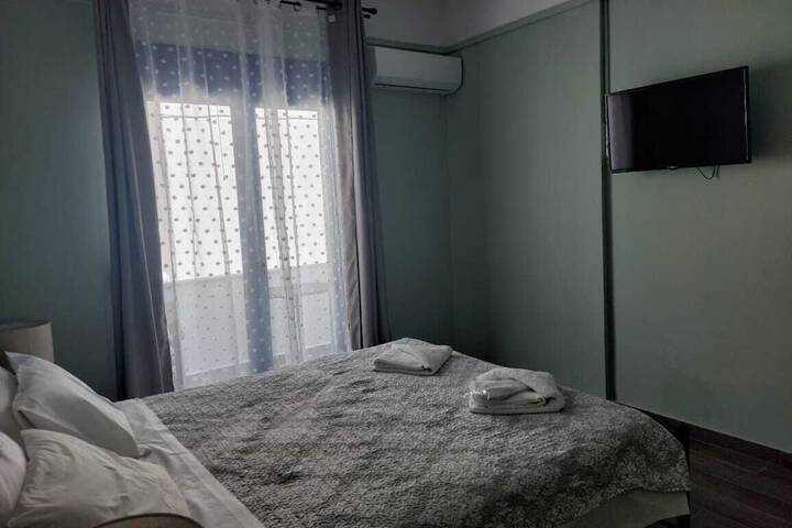 Room 6 of 56