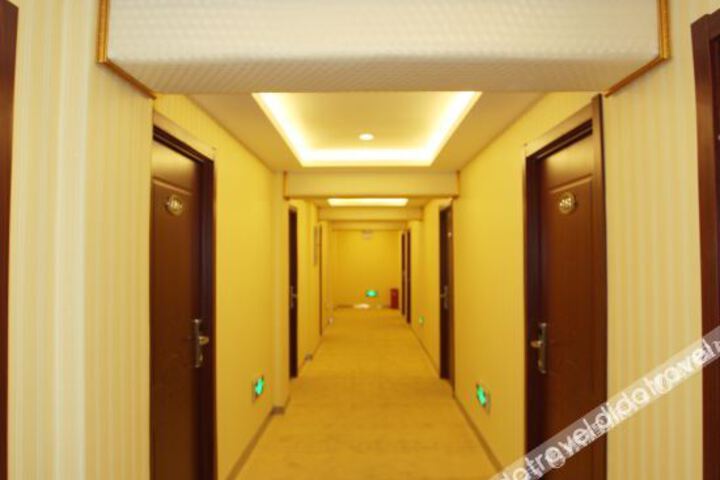 Hotel Interior 11 of 22