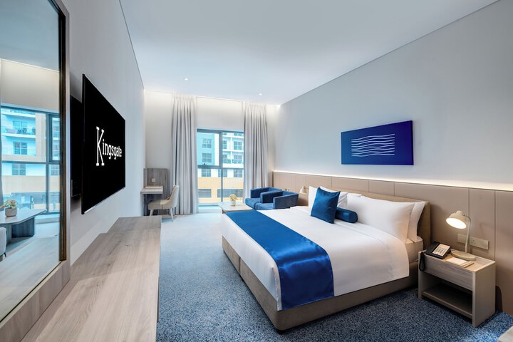 Room 16 of 54