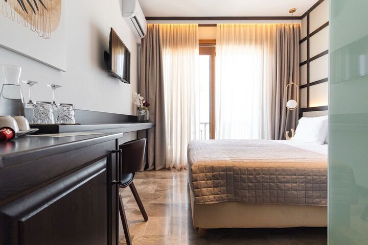 Room 15 of 60