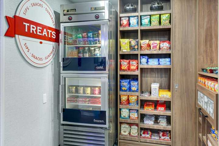 Snack bar