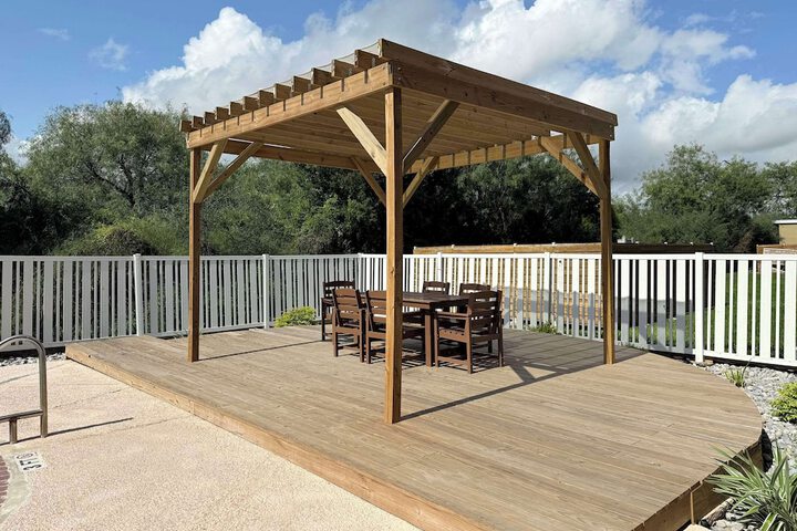 BBQ/picnic area