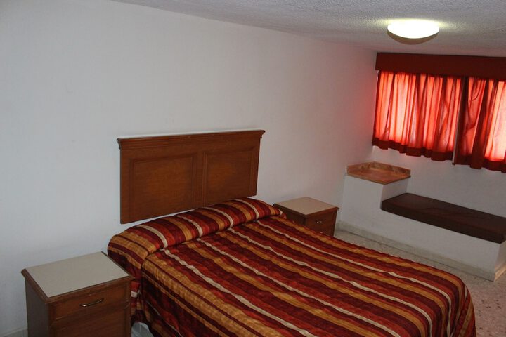 Room 15 of 46