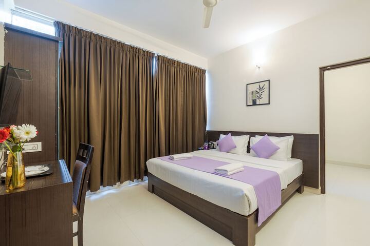 Room 8 of 25