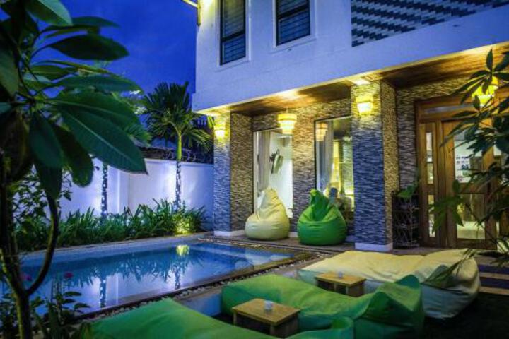 Hotel 2 of 3
