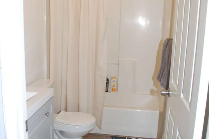 Room 17 of 24