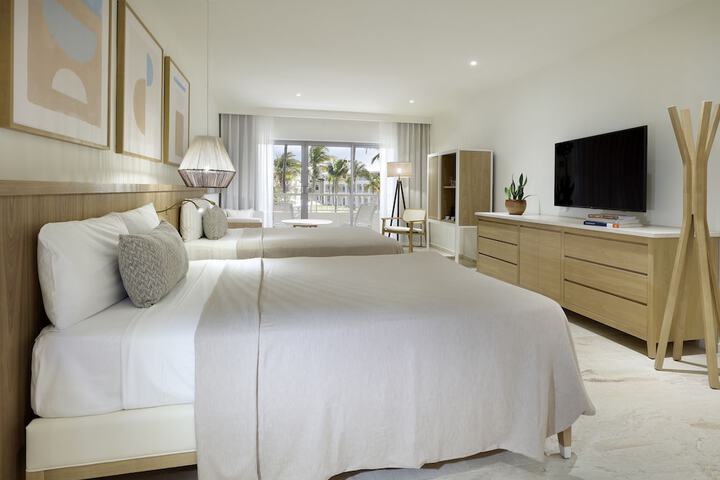 Room 32 of 158