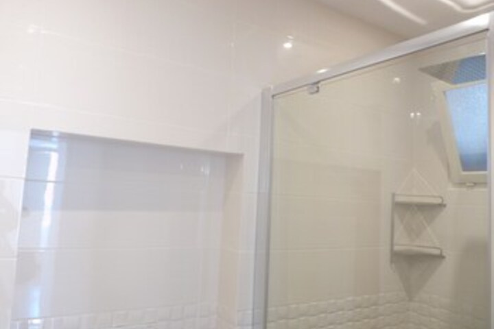 Room 2 of 23