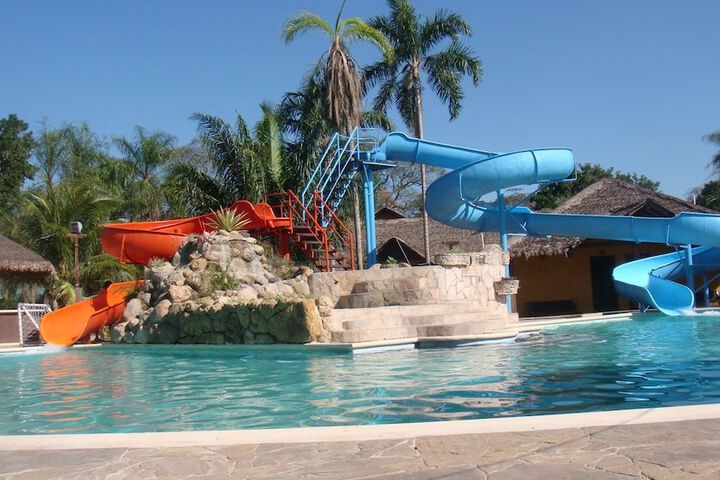 Pool 4 of 17