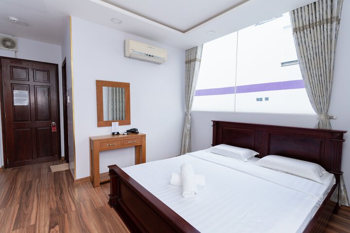 Room 15 of 21