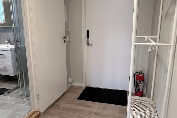 Room 83 of 159