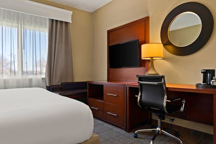Room 15 of 38