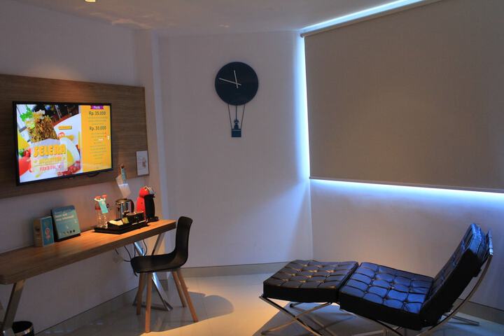Room 15 of 53
