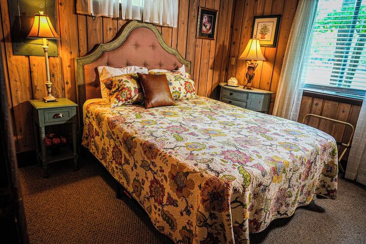 Room 47 of 232