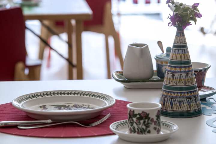 Breakfast/Coffee Service 22 of 33