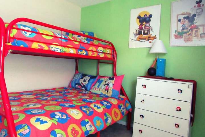 Room 3 of 35