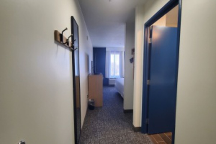 Room 81 of 336
