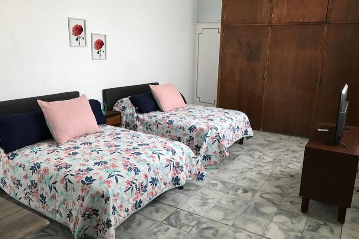 Room 3 of 36
