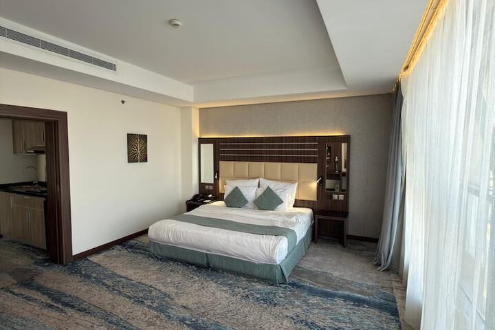 Room 26 of 59