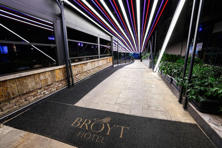 Hotel 78 of 80