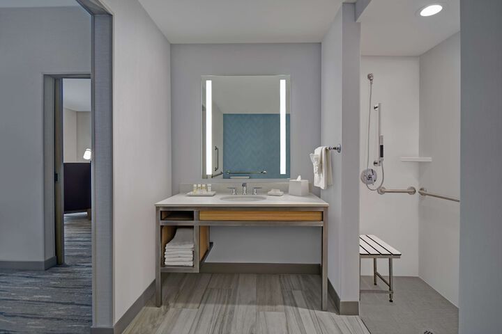Bathroom shower