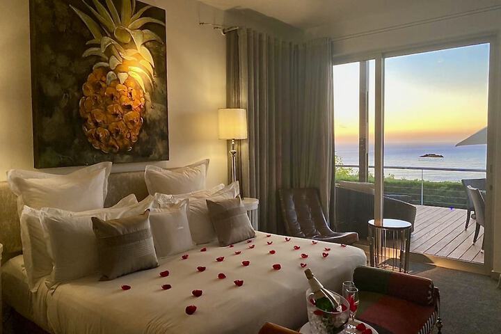 Room 16 of 115