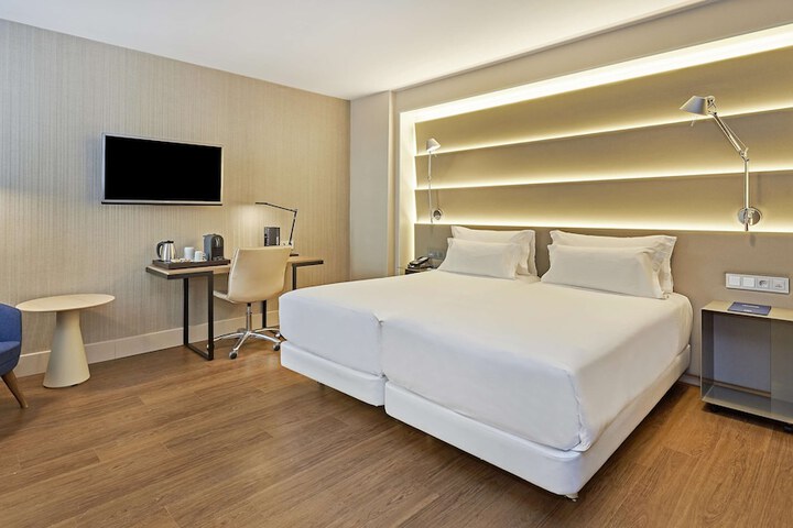 Room 29 of 70