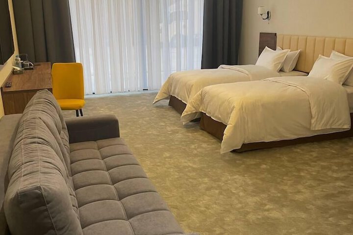 Room 21 of 45