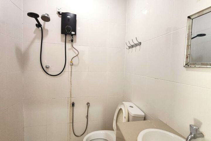 Room 15 of 27