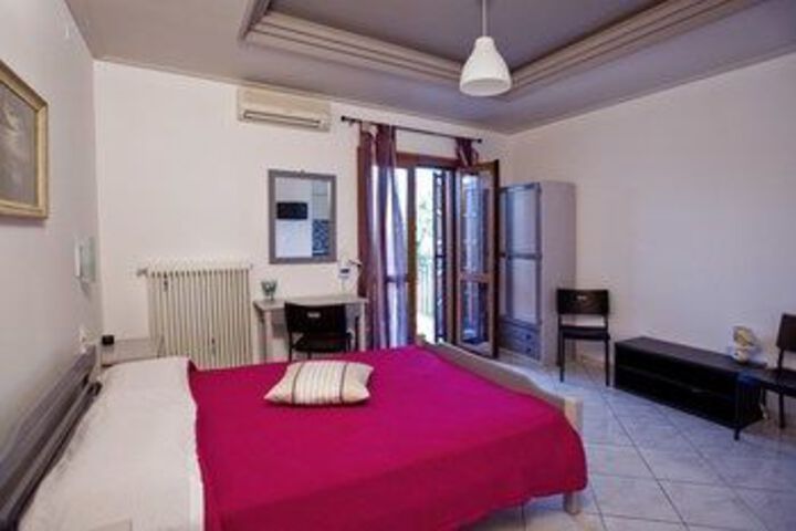 Room 22 of 68