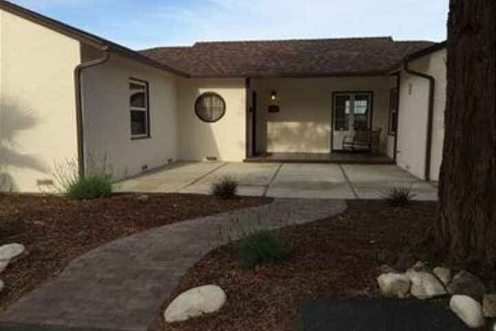 Exterior of Cozy Casa Blanca 2 Br Home by RedAwning